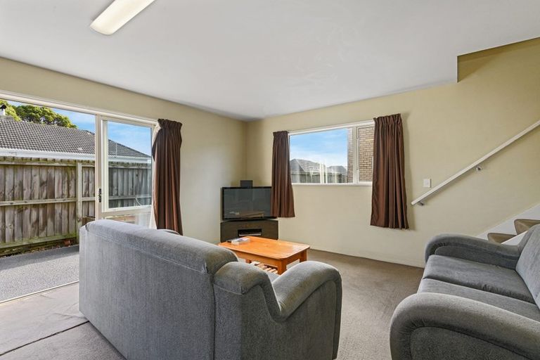 Photo of property in 22 Rex Street, Riccarton, Christchurch, 8041