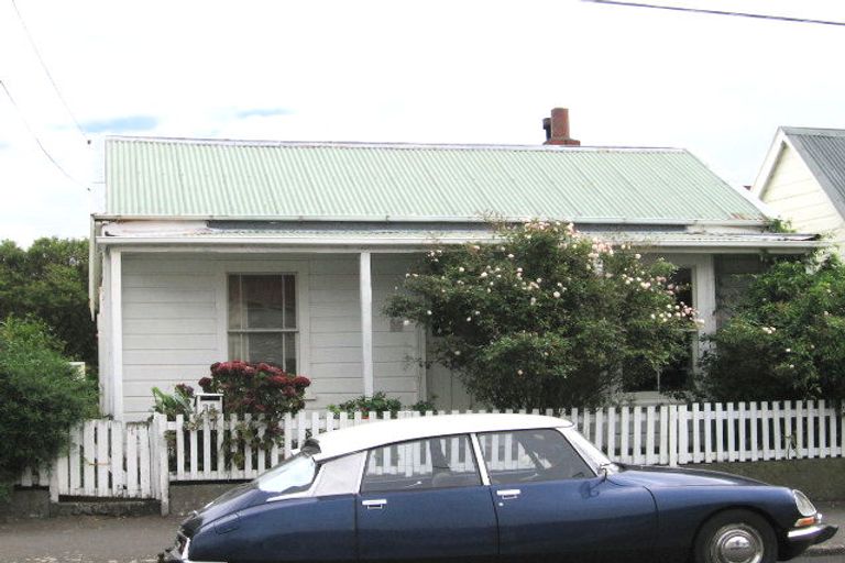 Photo of property in 35 Donald Mclean Street, Newtown, Wellington, 6021