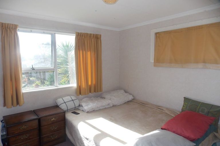 Photo of property in 31 Hillcrest Drive, Kelvin Grove, Palmerston North, 4414