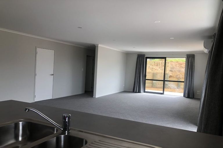 Photo of property in 15 Maui Place, Te Kamo, Whangarei, 0112