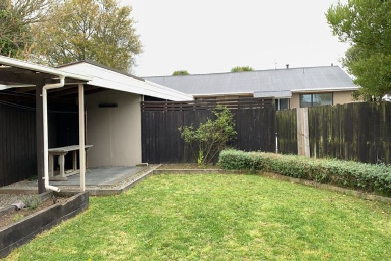 Photo of property in 1/61 Dover Street, St Albans, Christchurch, 8014