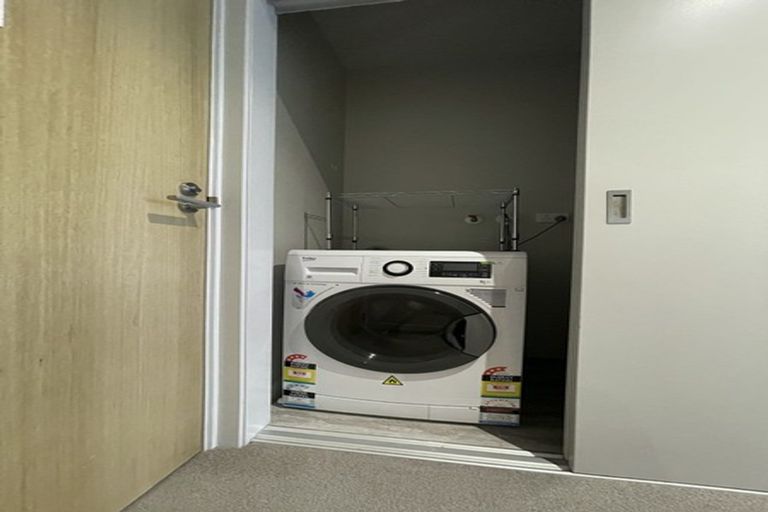 Photo of property in 604/27 Don Mckinnon Drive, Albany, Auckland, 0632