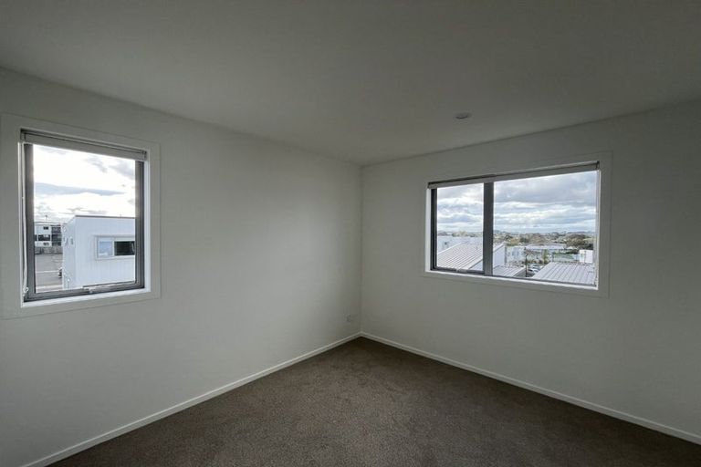Photo of property in 18 Ngae Place, Mangere East, Auckland, 2024