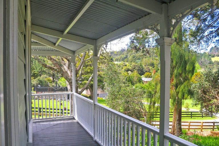 Photo of property in 4 Broadleaf Way, Kinloch, 3377