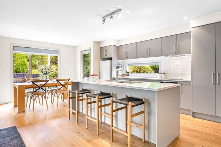 Photo of property in 218a Riverlaw Terrace, Saint Martins, Christchurch, 8022