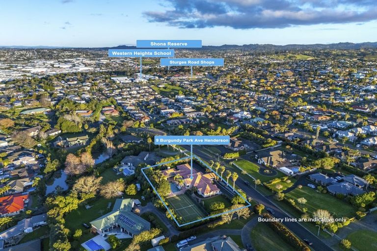 Photo of property in 9 Burgundy Park Avenue, Henderson, Auckland, 0612