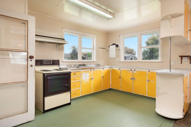 Photo of property in 8 Seddon Street, Te Puke, 3119