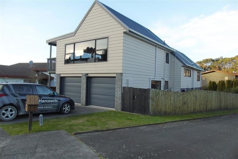 Photo of property in 25 Longitude Place, Whitby, Porirua, 5024