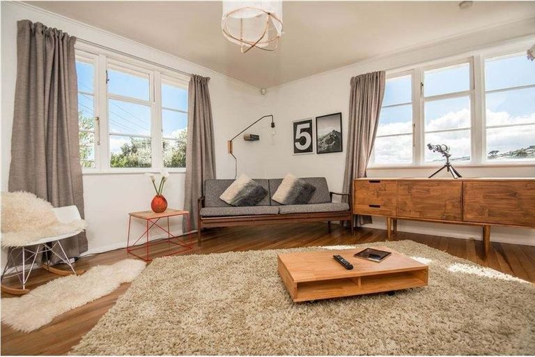 Photo of property in 40 Hindmarsh Street, Johnsonville, Wellington, 6037