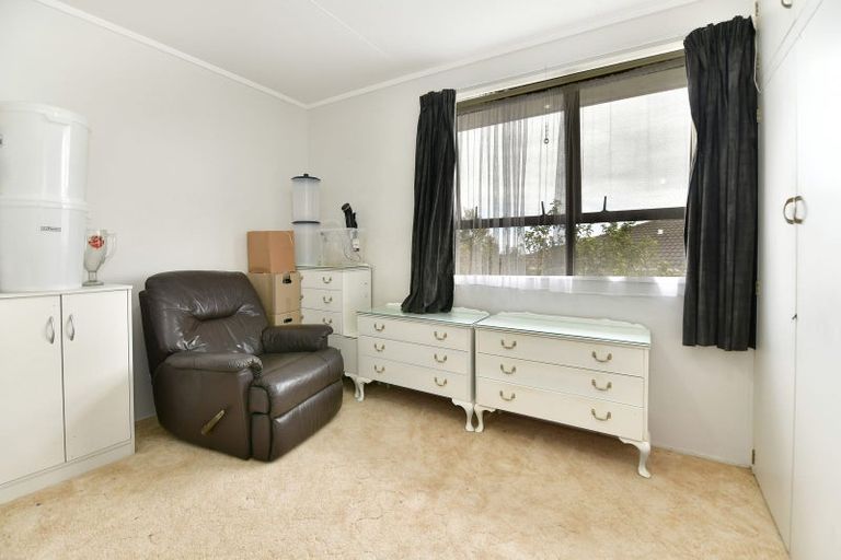 Photo of property in 30 Downer Street, Helensville, 0800