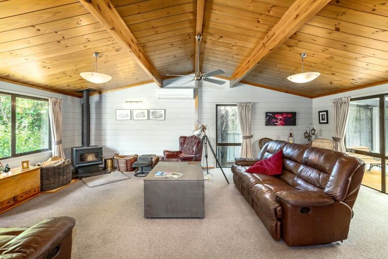 Photo of property in 210 Main Street, Greytown, 5712