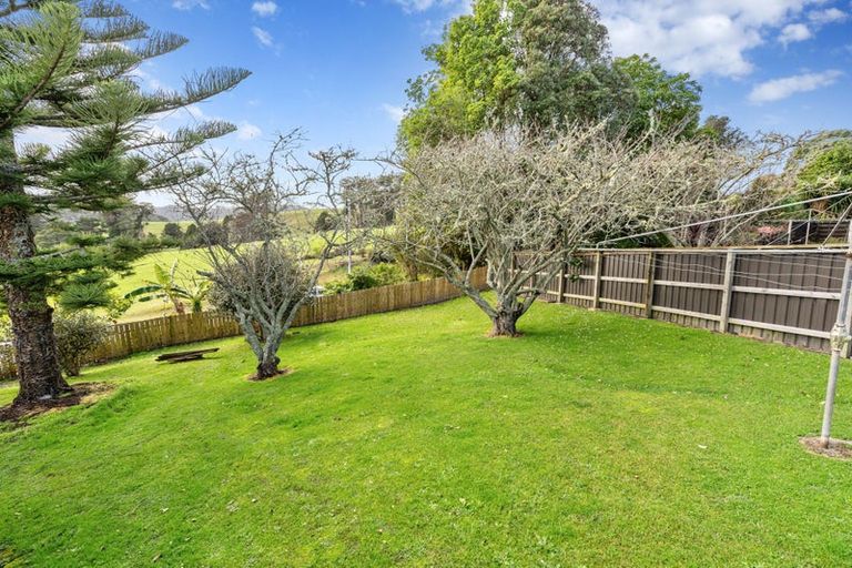 Photo of property in 17 Clotworthy Crescent, Onerahi, Whangarei, 0110