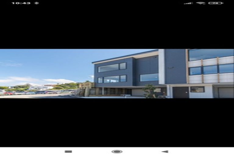 Photo of property in 20/104u Maupuia Road, Maupuia, Wellington, 6022