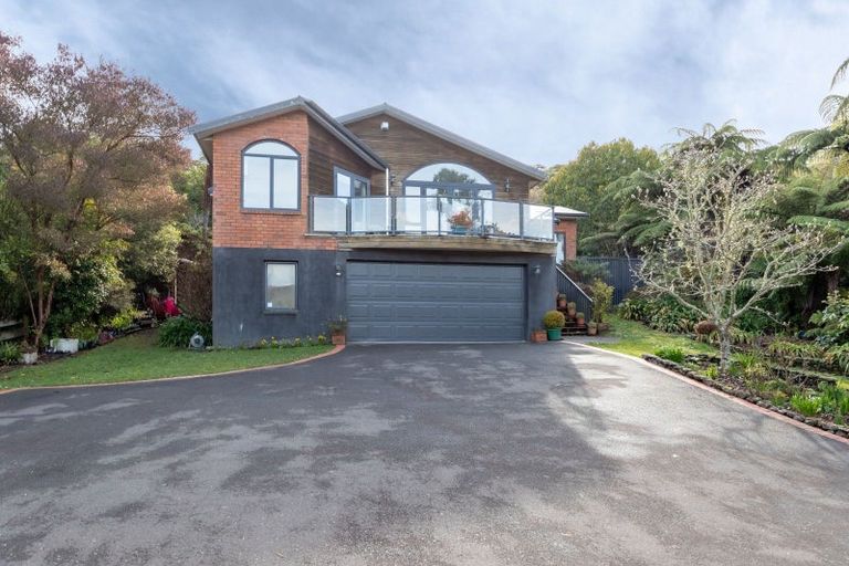 Photo of property in 347 Main Road North, Brown Owl, Upper Hutt, 5018