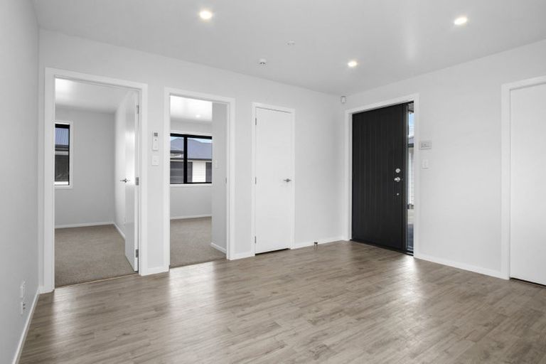 Photo of property in 16u2 Betley Crescent, Fairview Downs, Hamilton, 3214