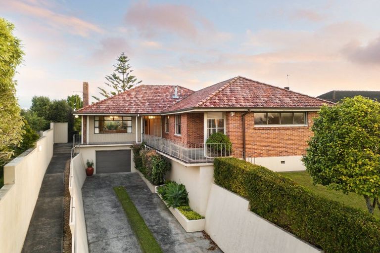 Photo of property in 35 Marama Street, Frankton, Hamilton, 3204