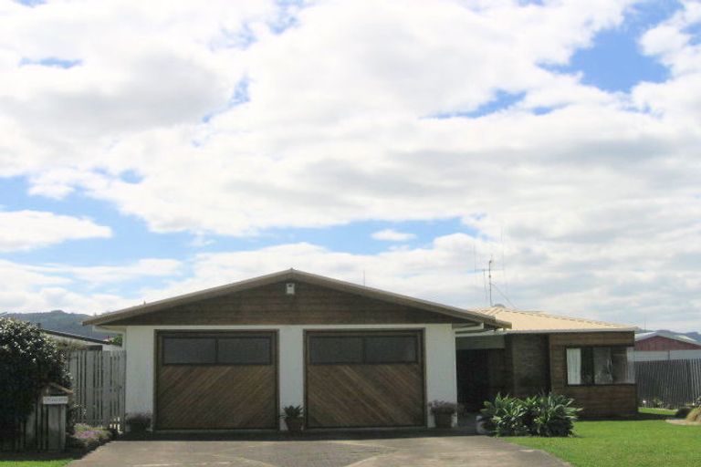 Photo of property in 8 Didsbury Drive, Waihi Beach, 3611