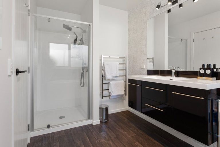 Photo of property in 11 Mermaid Place, Whitianga, 3510