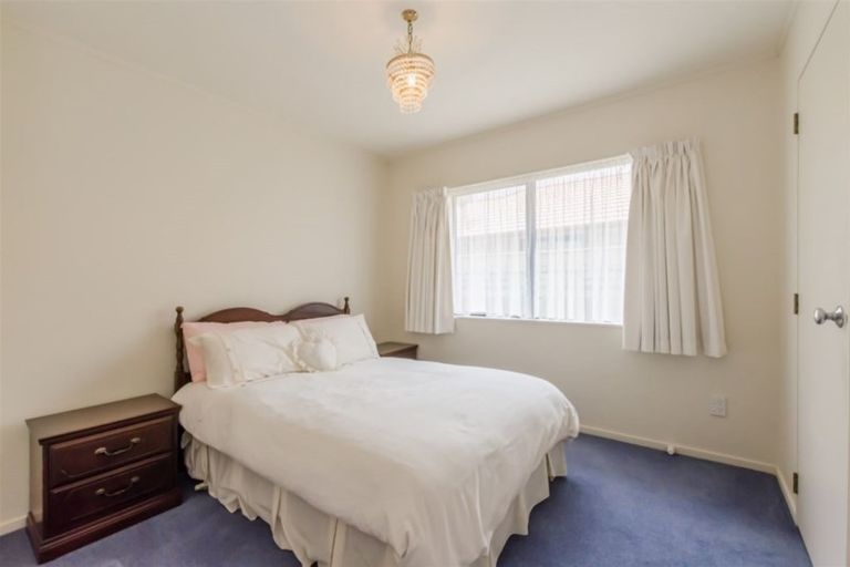 Photo of property in 87 Makarini Street, Paraparaumu, 5032