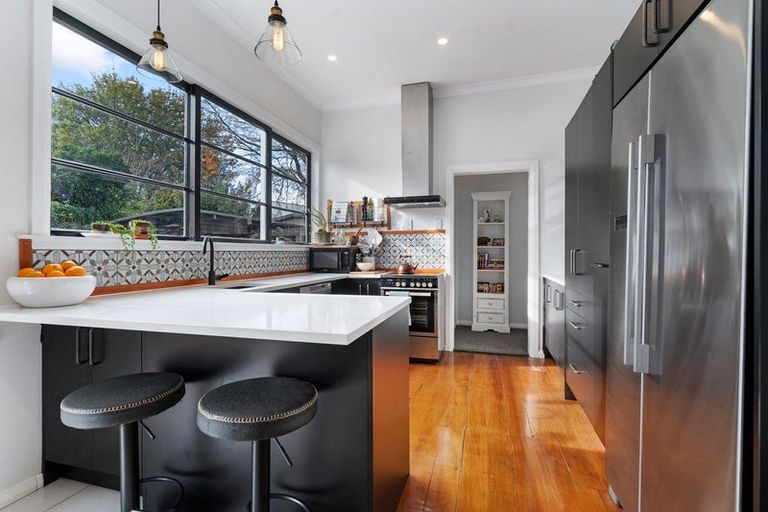 Photo of property in 34 Fisher Place, Carterton, 5713