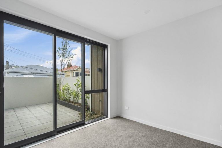 Photo of property in 25b Thompson Street, Mount Cook, Wellington, 6011