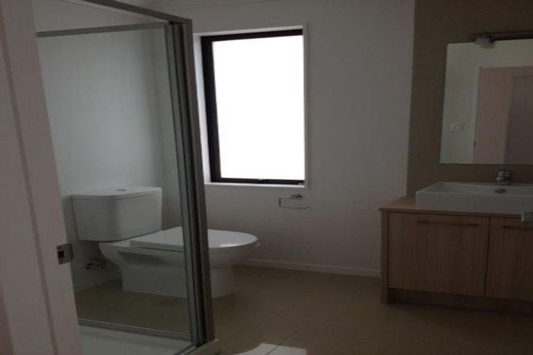 Photo of property in 7 Lane Cameron Place, Flat Bush, Auckland, 2019