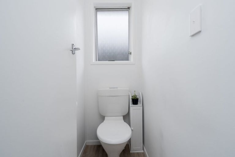 Photo of property in 37 Clyma Place, Massey, Auckland, 0614