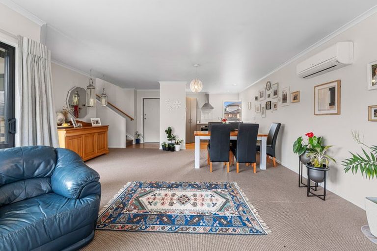 Photo of property in 16/64 Kawaha Point Road, Kawaha Point, Rotorua, 3010