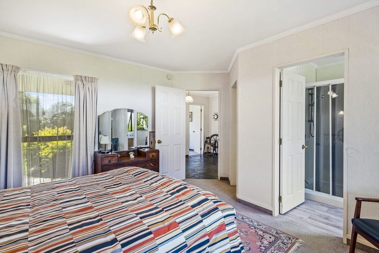 Photo of property in 5 Langdale Avenue, Paraparaumu, 5032