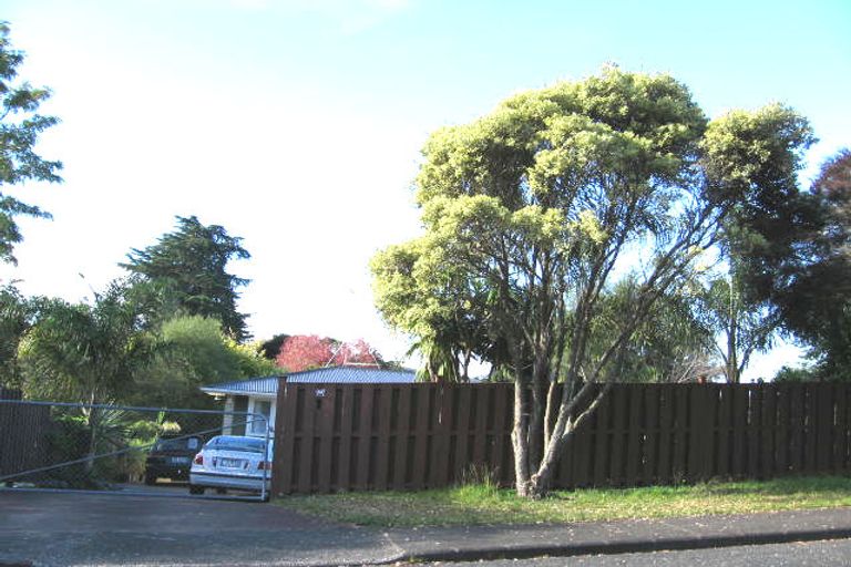 Photo of property in 23 Infidel Place, Torbay, Auckland, 0630