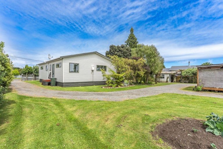 Photo of property in 22 Kiharoa Street, Otaki Beach, Otaki, 5512