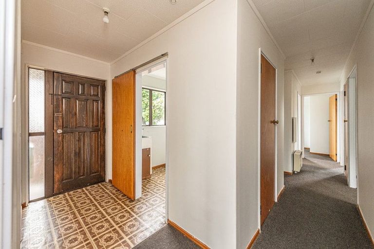 Photo of property in 19 Tongariro Street, Castlecliff, Whanganui, 4501