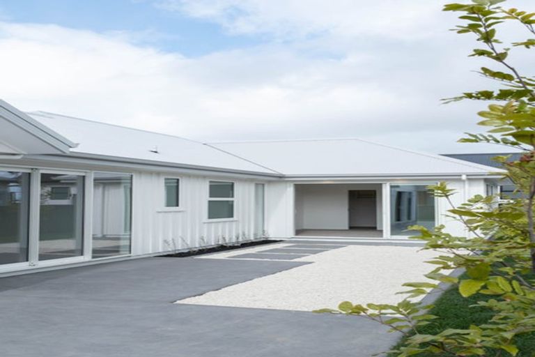 Photo of property in 99 Brookvale Road, Havelock North, 4130