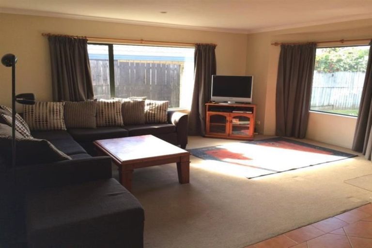 Photo of property in 15 Killeen Place, Flat Bush, Auckland, 2019