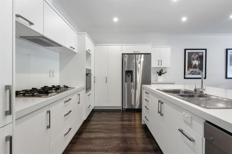 Photo of property in 58u2 Herbert Road, Queenwood, Hamilton, 3210