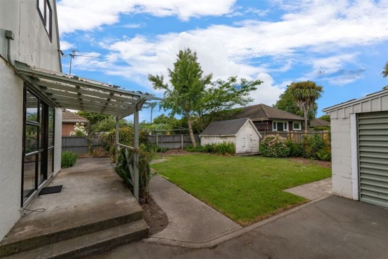 Photo of property in 39 Croziers Road, St Albans, Christchurch, 8052
