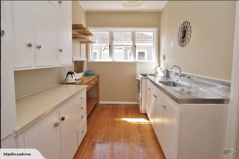 Photo of property in 38 Jellicoe Drive, Hamilton East, Hamilton, 3216