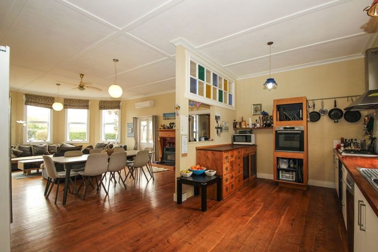 Photo of property in 46 Higginson Street, Otane, 4202