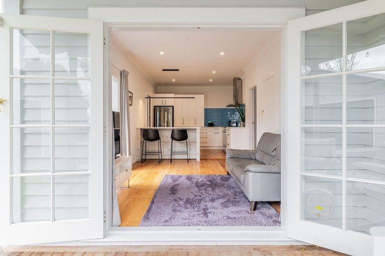 Photo of property in 48 Miro Street, Takaro, Palmerston North, 4410