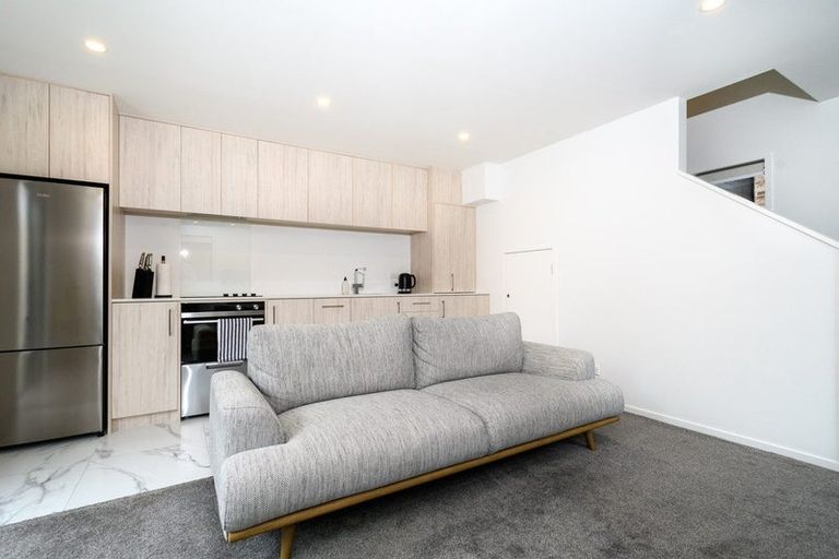 Photo of property in 10/57 Taikata Road, Te Atatu Peninsula, Auckland, 0610