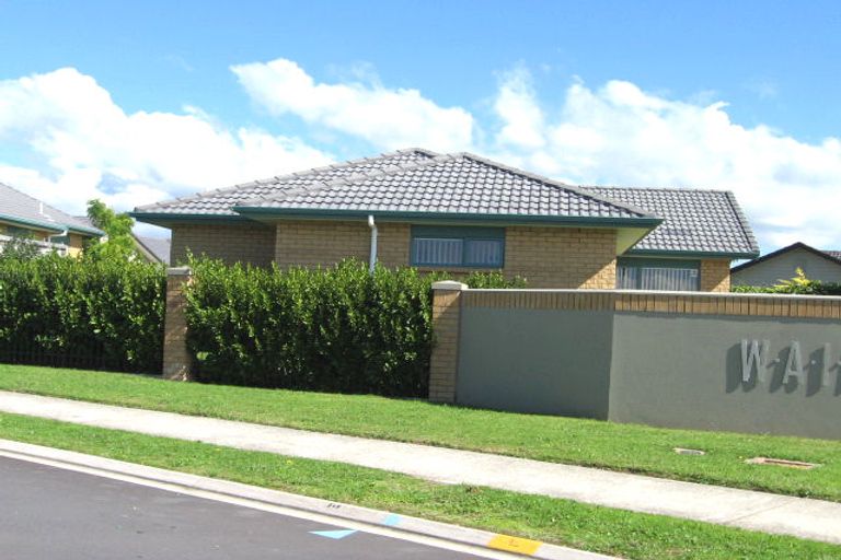 Photo of property in Waimanu Bay Village, 1/1 Piriti Drive, Te Atatu Peninsula, Auckland, 0610