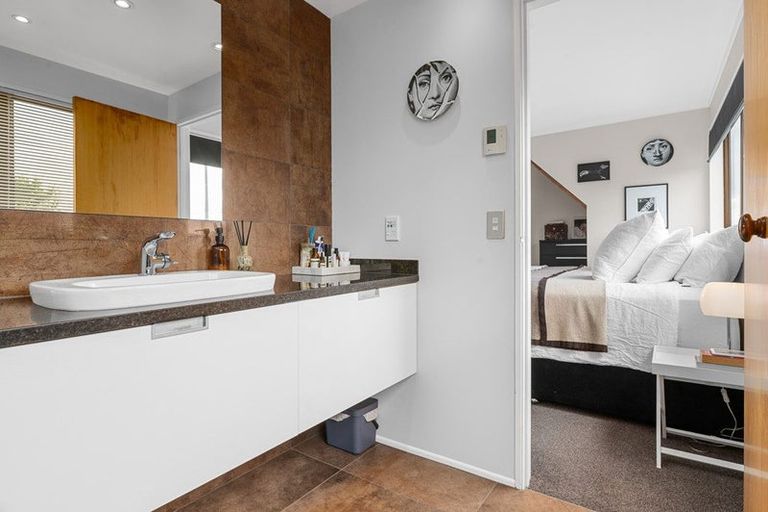 Photo of property in 999 River Road, Queenwood, Hamilton, 3210