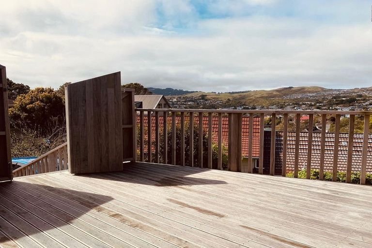 Photo of property in 11 Te Kiteroa Grove, Churton Park, Wellington, 6037