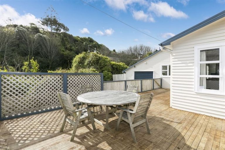 Photo of property in 1 Rangoon Street, Khandallah, Wellington, 6035