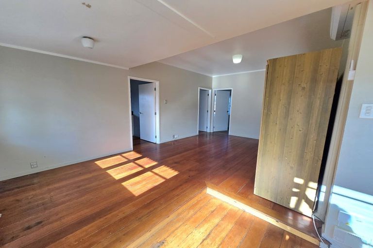 Photo of property in 40 Evans Road, Weymouth, Auckland, 2103