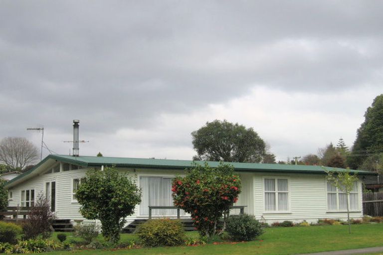 Photo of property in 3 Douglas Street, Springfield, Rotorua, 3015