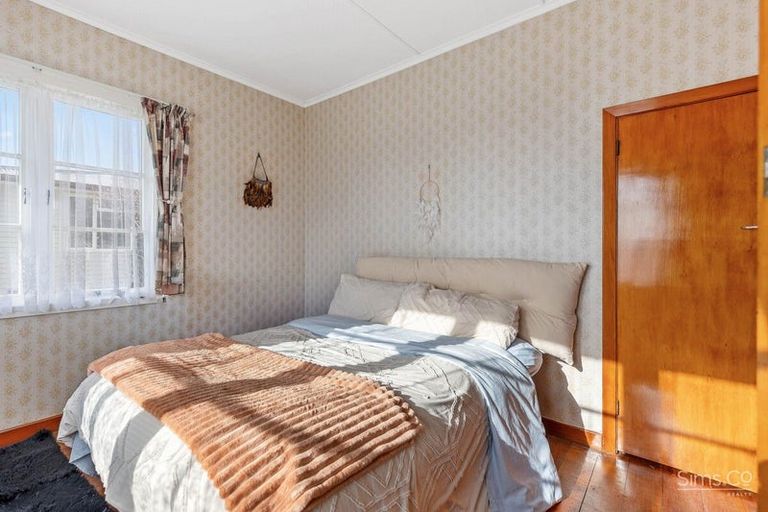 Photo of property in 96 Portal Street, Durie Hill, Whanganui, 4500