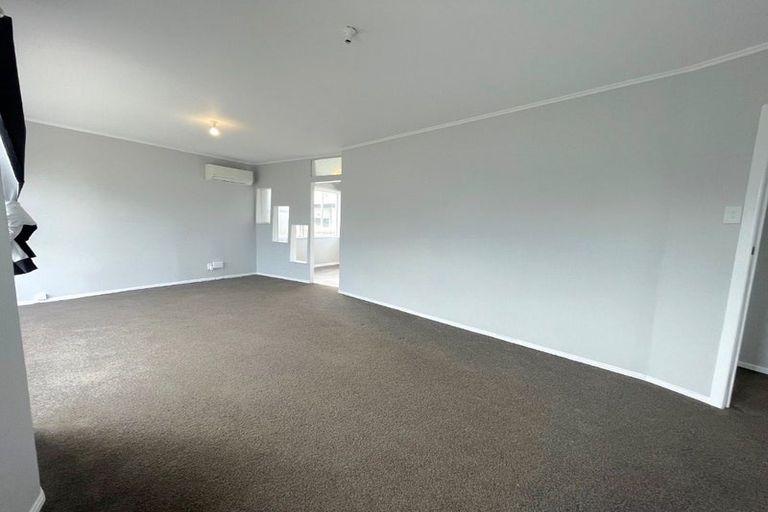 Photo of property in 12 Jenkins Place, Manurewa East, Auckland, 2102