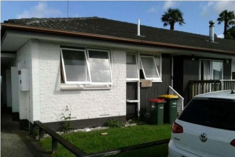 Photo of property in 1/6 Manuroa Road, Takanini, 2112