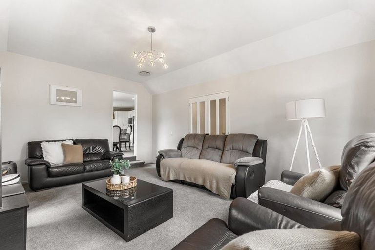 Photo of property in 4 Hendrika Court, Hobsonville, Auckland, 0618